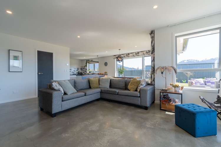 11 Breaksea Street Te Anau_12