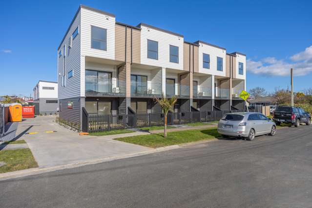 1 & 3 Cape Road Mangere_2