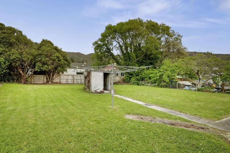 107 Wilkie Crescent Naenae_9