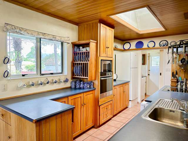 146 Commercial Street Takaka_2