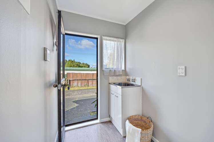 2/19 Smiths Avenue Papakura_12