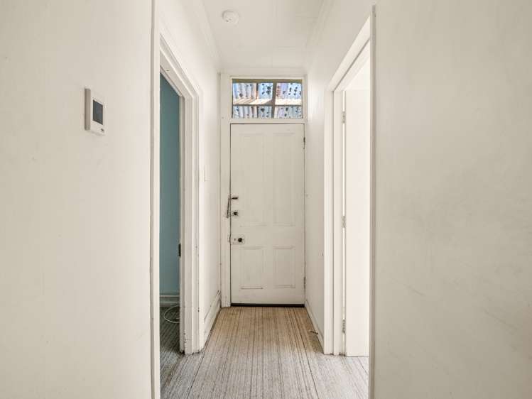 18 Matai Street Ravensbourne_12