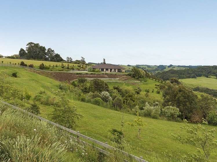 402 Highway Pukekawa_12