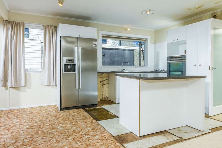 167 Beach Road Castor Bay_26