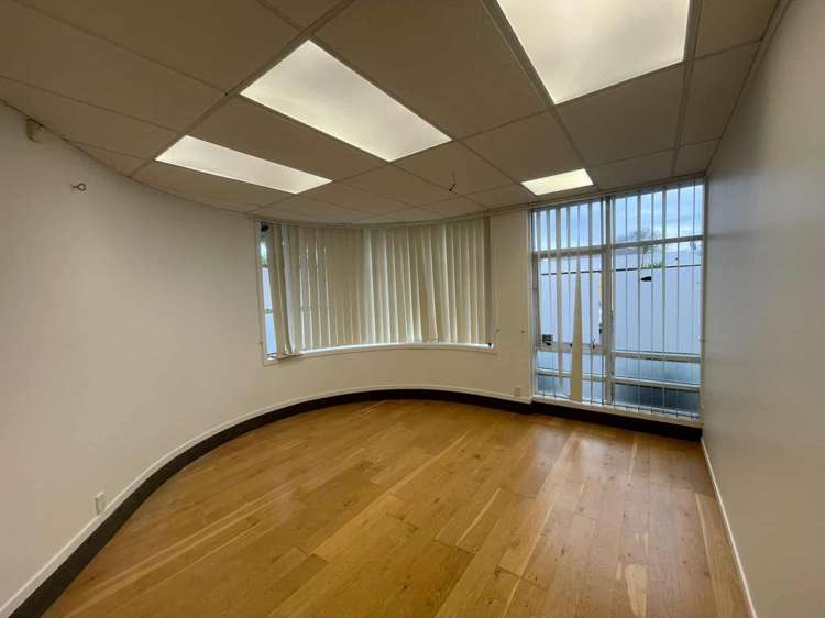 D/129 Onewa Road Northcote_4