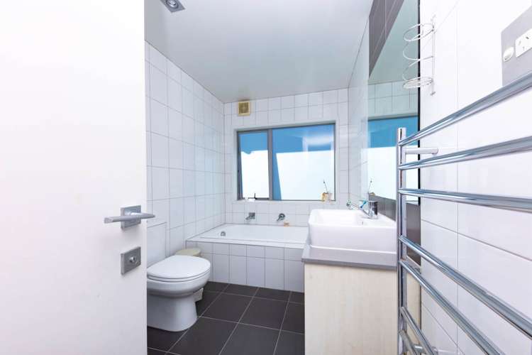 9b Clarke Road Onehunga_11