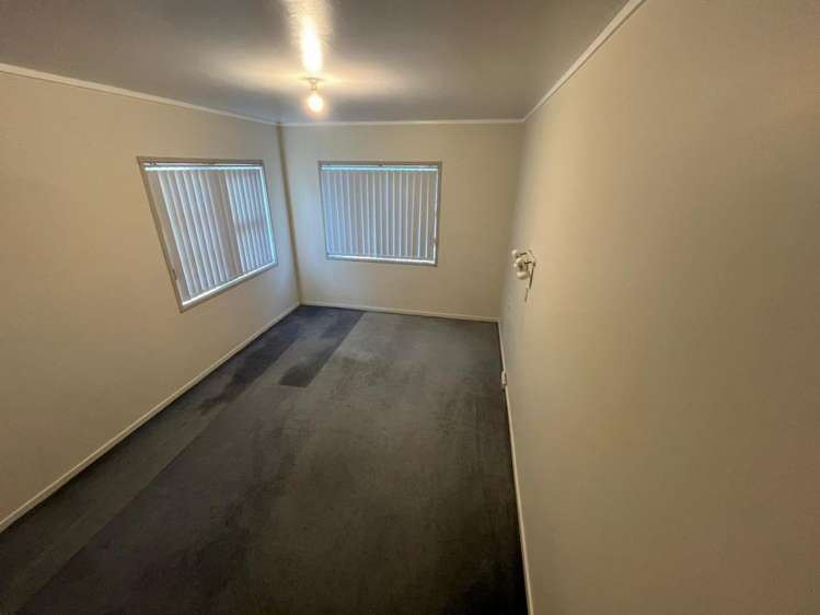 47 Marion Ave Mount Roskill_17