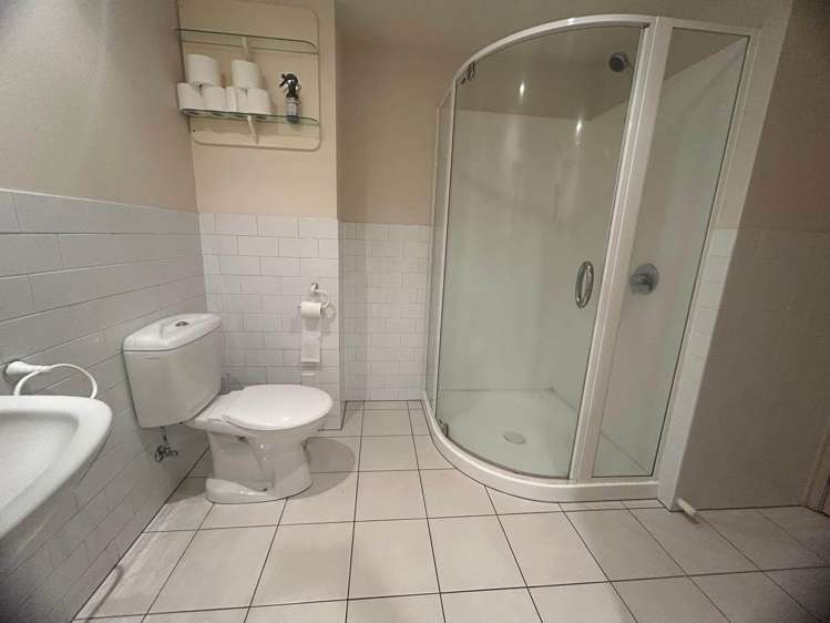 7/5 Cook Street Howick_8