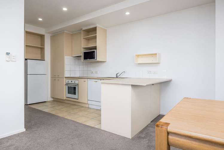 6G/14 Waterloo Quadrant Auckland Central_9