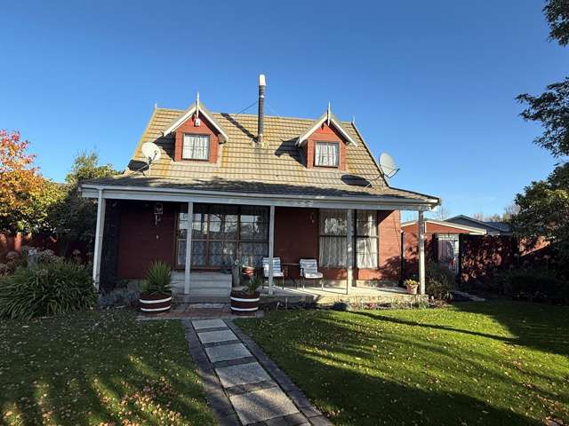 60 Solomon Avenue Redwood_3