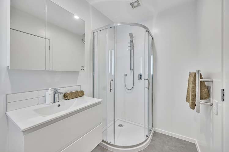 95 Ngae Place Mangere East_12