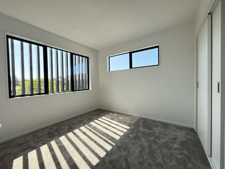 1/33 Garadice Rd Rothesay Bay_12