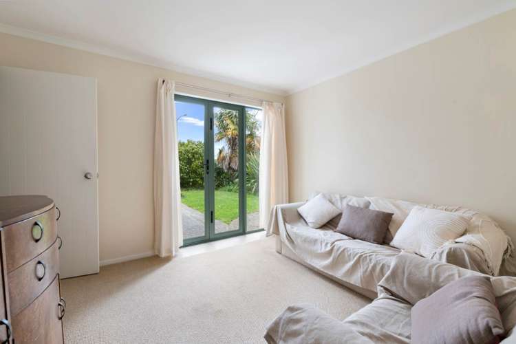 6 Parkwood Crescent Gulf Harbour_10