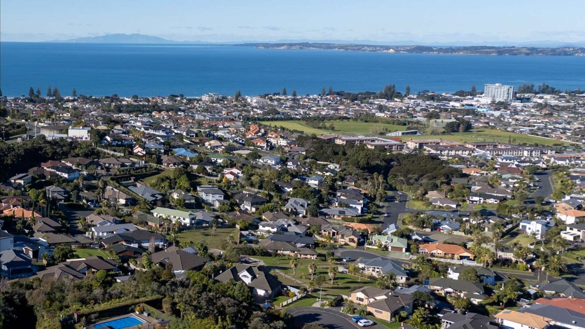 240, 246, 248, 260 West Hoe Heights Orewa_0