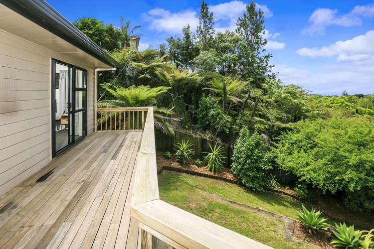 2/64 Langana Avenue Browns Bay_6