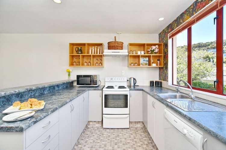 5e Church Street Akaroa_6