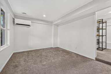 2/18A Robson Street_4