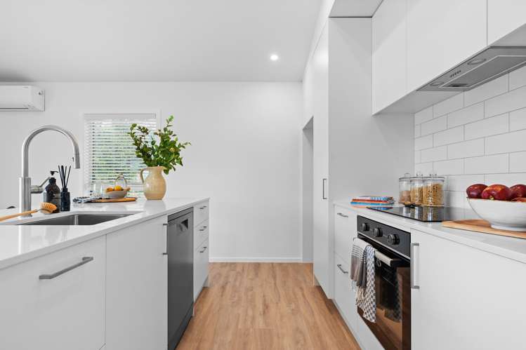 77 South Road_2