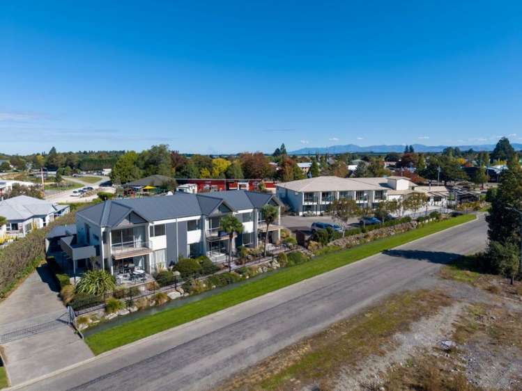 1-9 Methven Chertsey Road Methven_24