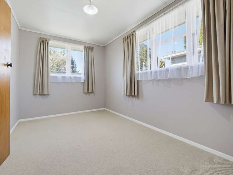 20 Utuhina Road Springfield_10