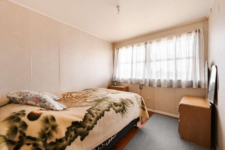 35 Bellevue Road Brookfield_13