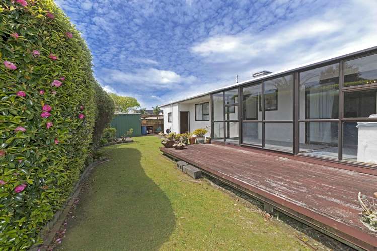 2 Rhinevale Close Henderson_19