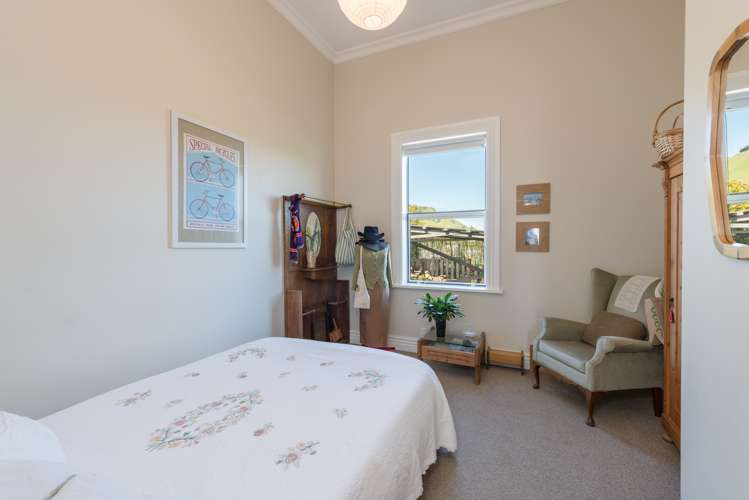 136 River Terrace Road Brightwater_13