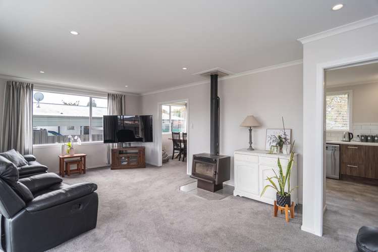 8 Davie Street_5