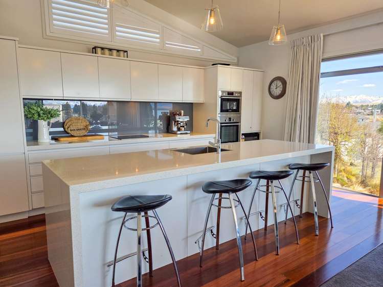 20 Lochinver Avenue Lake Tekapo_14