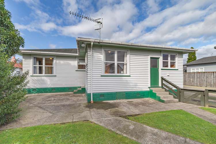115 Bartholomew Road Levin_14