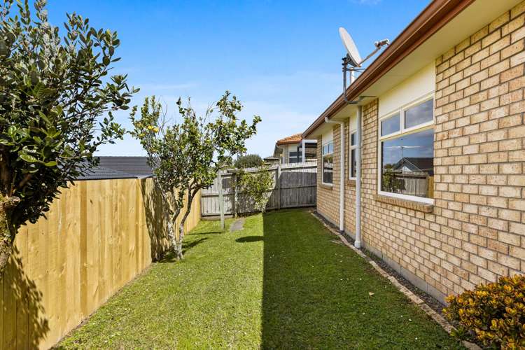 3 Chesterfield Way Orewa_13