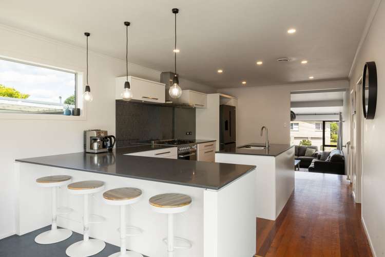 10 Jennifer Place Chartwell_3