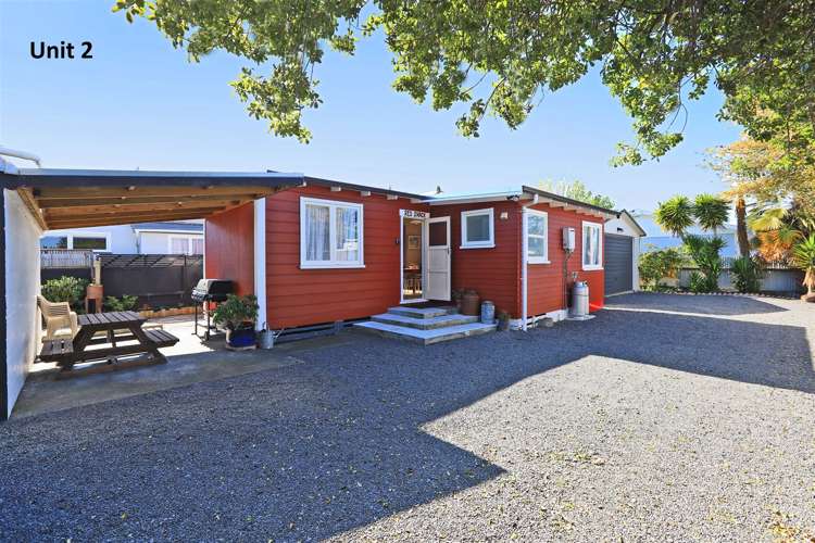 206 Park Road South Akina_0