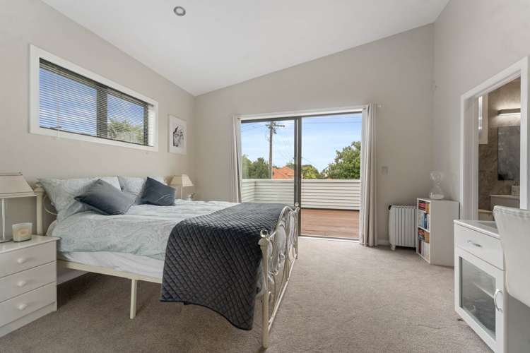 16 Sylvan Park Avenue Milford_25