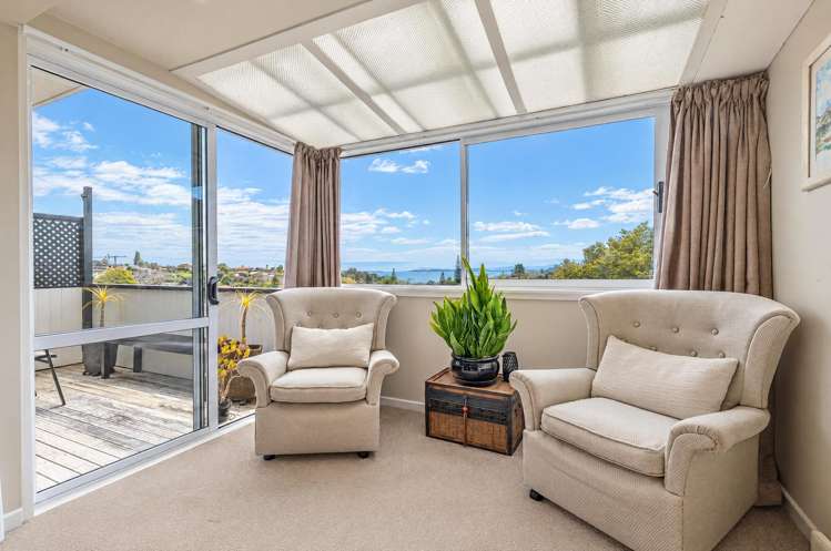 3/2 Chilton Place Mellons Bay_6