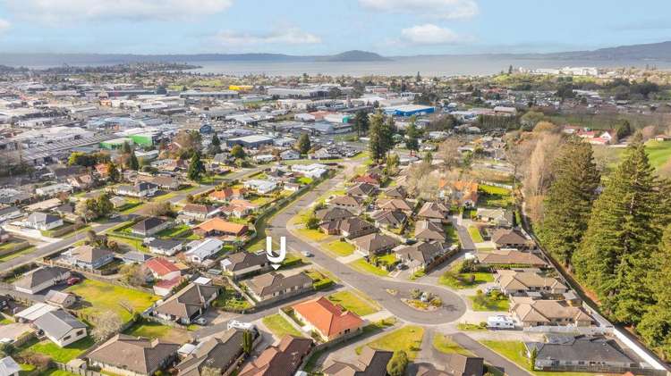 38 Riverholm Drive Mangakakahi_14