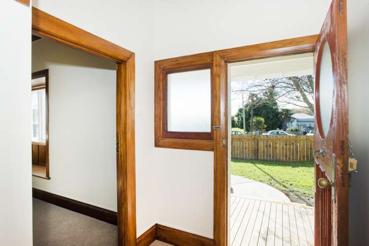 187 Crawford Road Kaiti_24