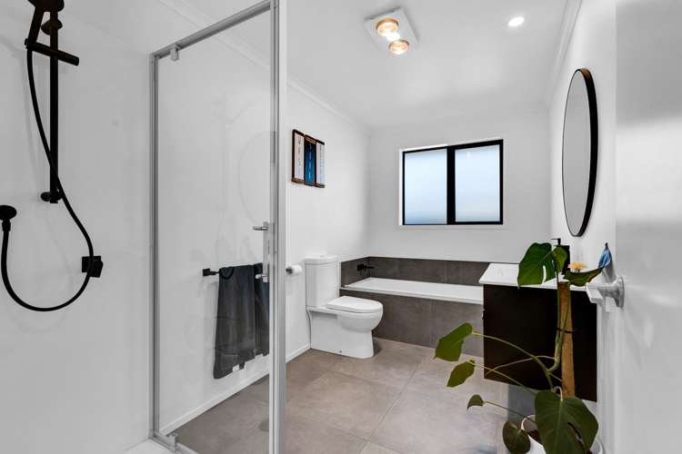 38 County Drive Hawera_15