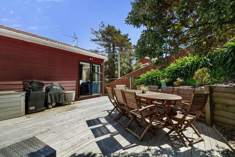 9A Kowhai Street Tawa_16
