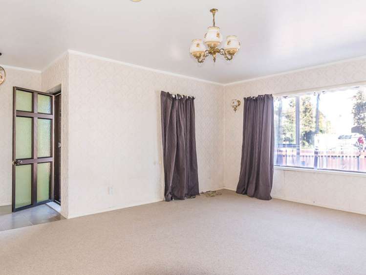 2 Akehurst Avenue New Lynn_1