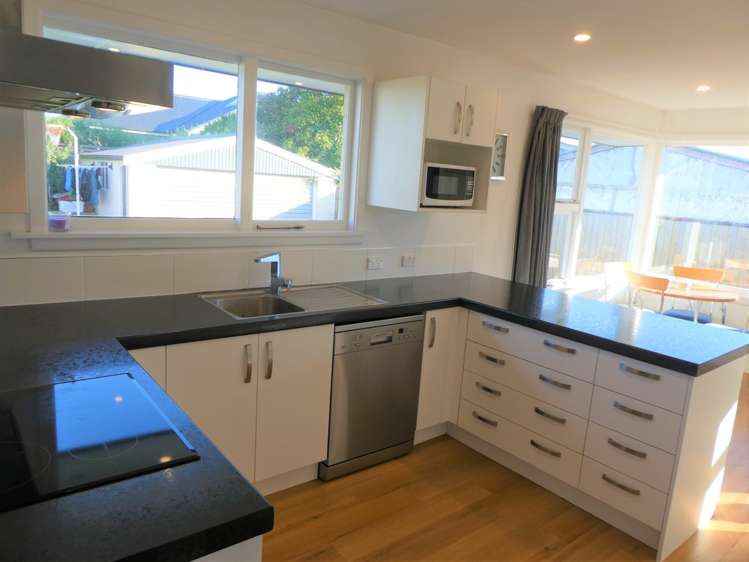 66 Woolley Street Avondale_7