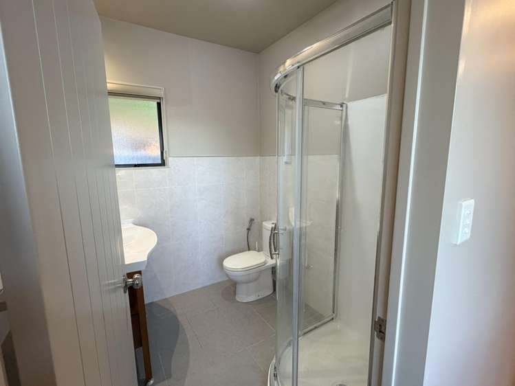 2/24 Bonito Place Bayview_17