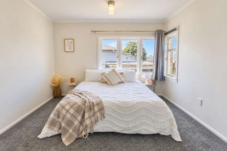 4039 Great North Road Glen Eden_8