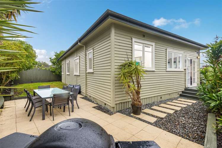 7a Fairfax Avenue Northcote_22