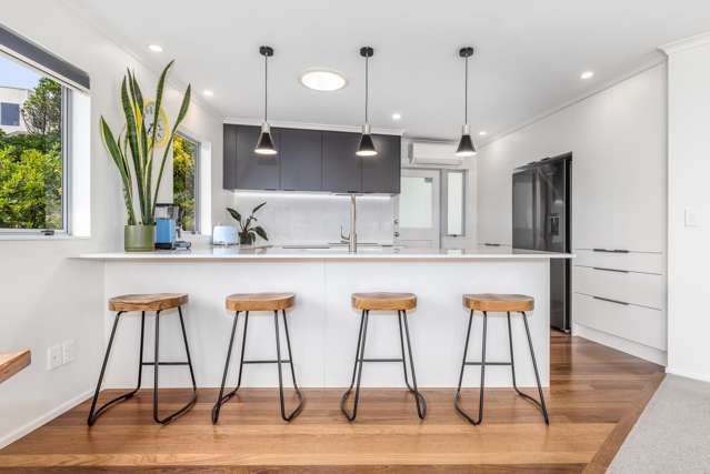 59 The Esplanade Raumati South_2