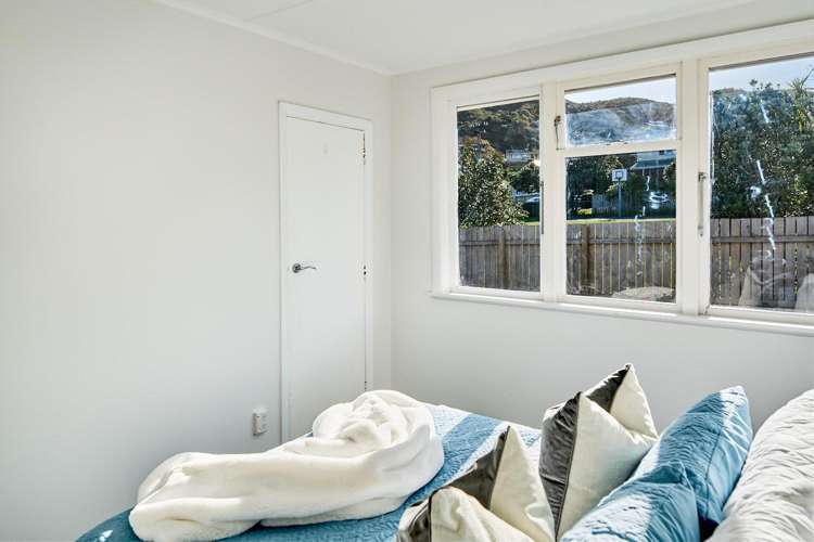 38a Victory Crescent Tawa_13