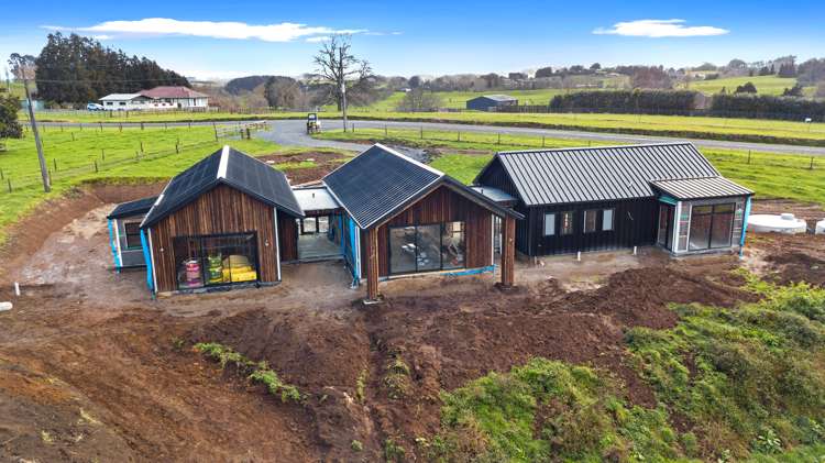 53 Fletcher Road Ngahinapouri_5