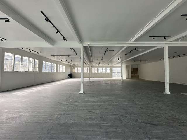 372 - 376 Broadway Newmarket_1