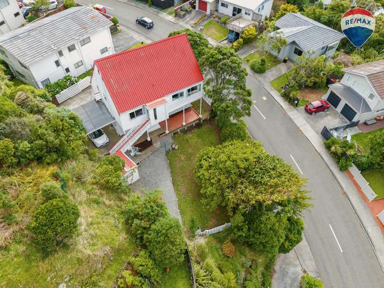 39 Thurleigh Grove Karori_1