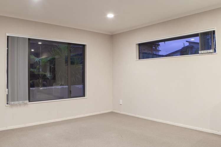 9 Multose Drive Flat Bush_7